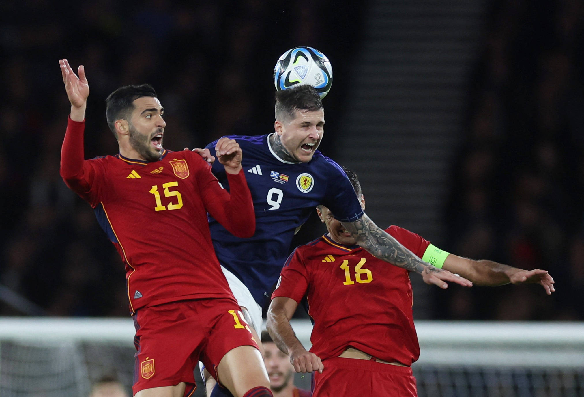 星空体育登陆首页 Uzi关键节点精彩发挥，西班牙队带队取胜！